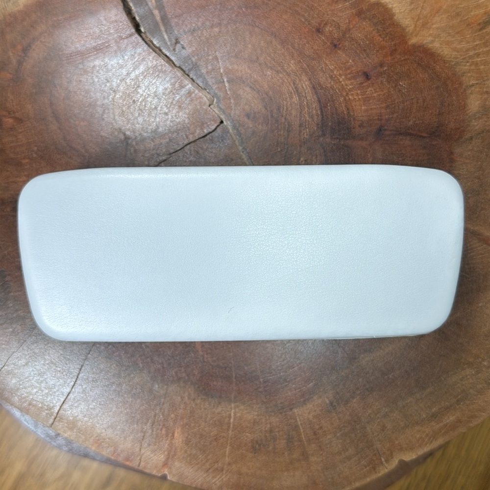 NEW (2) CALVIN KLEIN HARD SHELL SUNGLASSES CASES - Picture 3 of 9